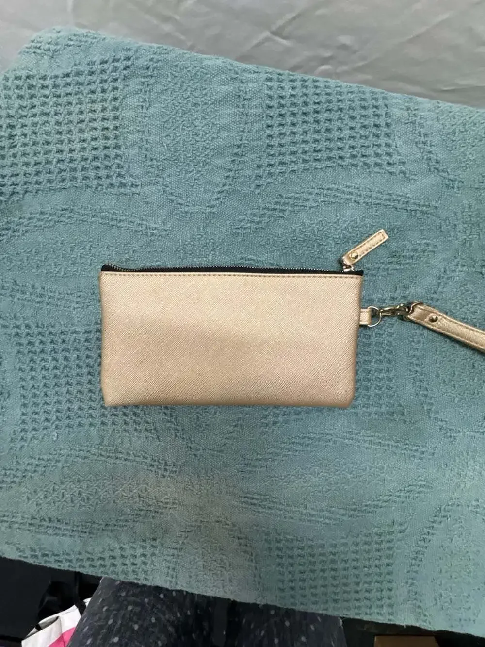Scout Kate Wristlet in Gold Metallic